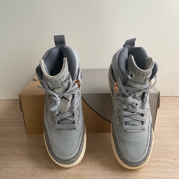 Nike Air Jordan 4 Spizike GG Wolf Grey Dark Bronze GS - Size 4 Y- 5.5 W - Picture 7 of 10
